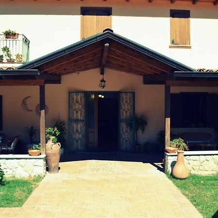 Agriturismo Uzzano Villa Motta Santa Lucia Exterior photo